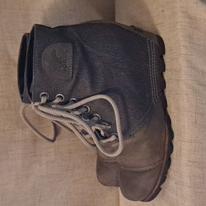 Sorel PDX wedge ankle boot 9